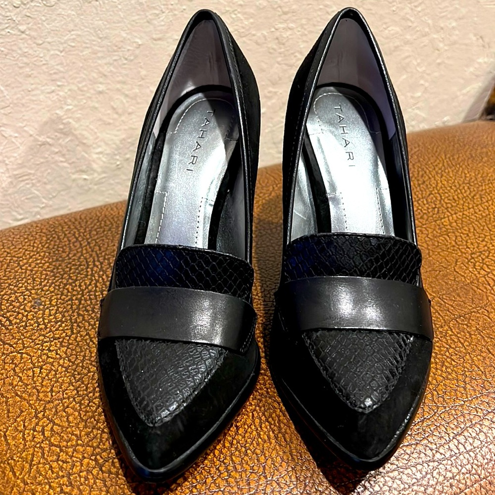 Tahari Aimee Like New Classic Beautiful Black Leather & Suede Cute High Heels 👠